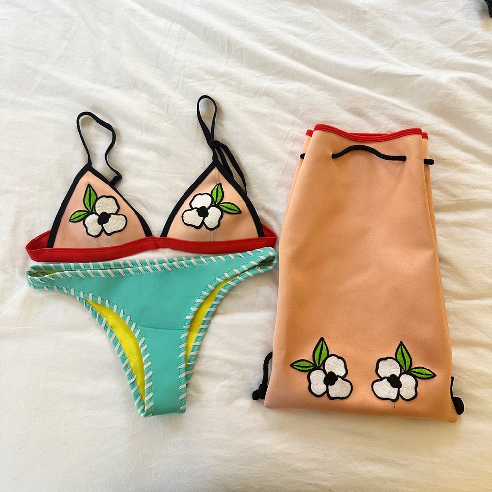 TRIANGL bikini set with matching bag